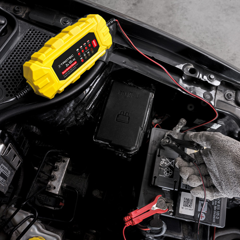 TROTEC Chargeur de batterie PBCS 2A charge de batterie voiture moto  chargeur universel - Conforama